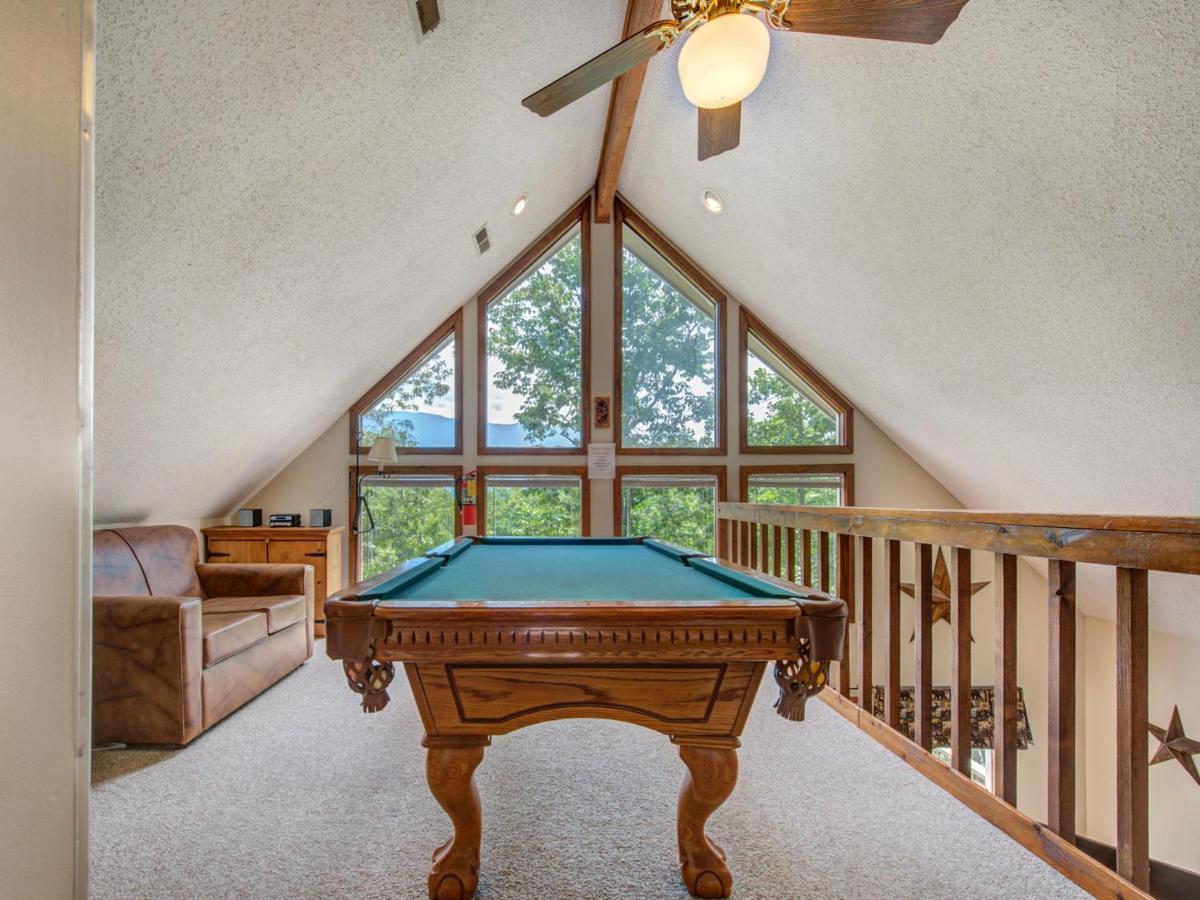 Mountain Charm Villa Гетлинбург Екстериор снимка