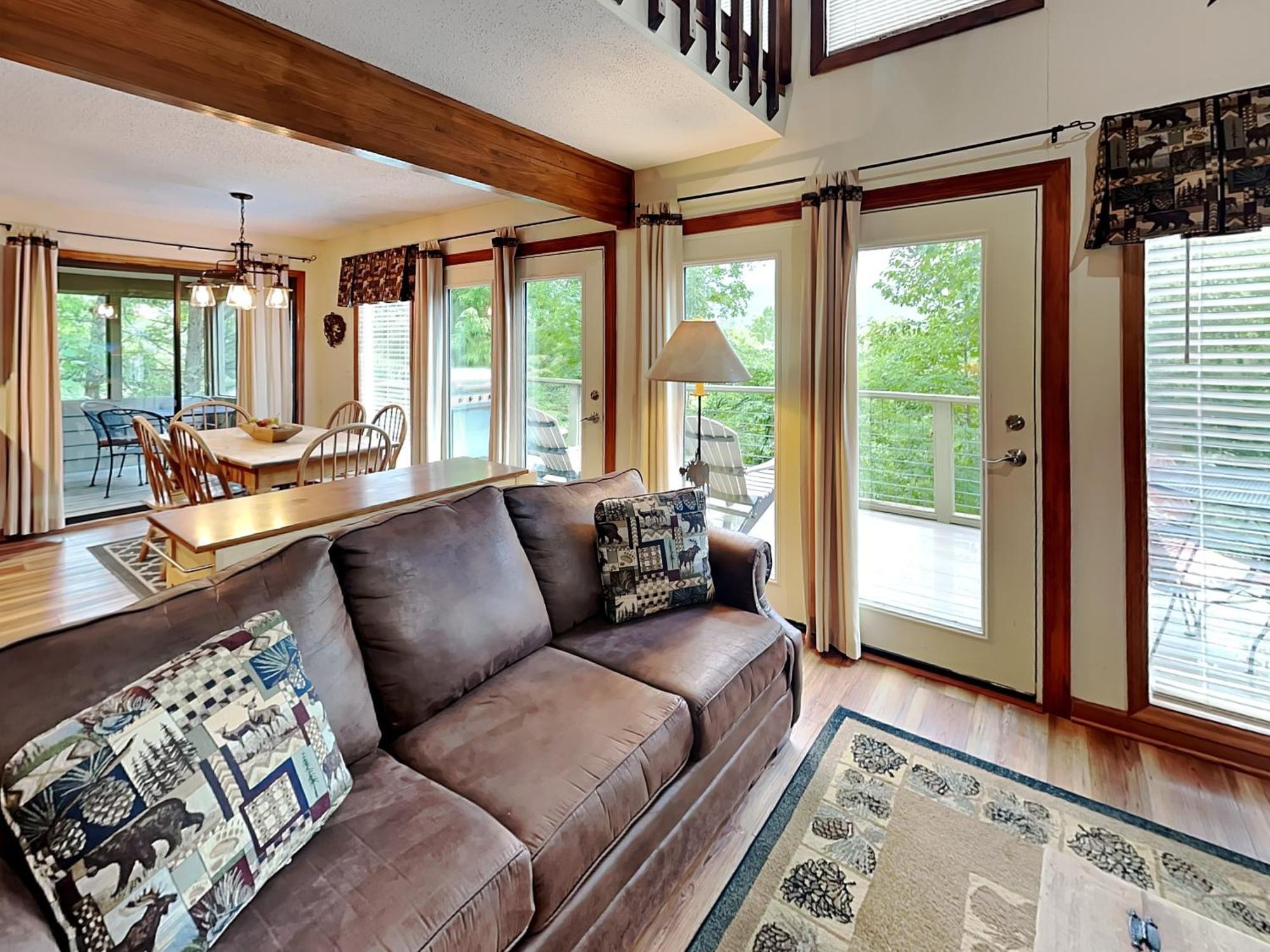 Mountain Charm Villa Гетлинбург Екстериор снимка